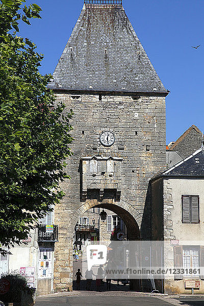 Frankreich  Region Bourgogne Franche Comte (Burgund)  Departement Yonne  Noyers oder Noyers sur Serein (schönstes Dorf Frankreichs) Peinte gate