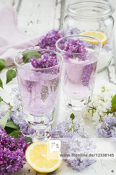 Homemade lilac sirup