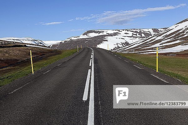 Ring road  Öxnadalsheiði pass road between Skagafjörður and Eyjafjörður  backlight  Tröllaskagi Peninsula  Northern Iceland