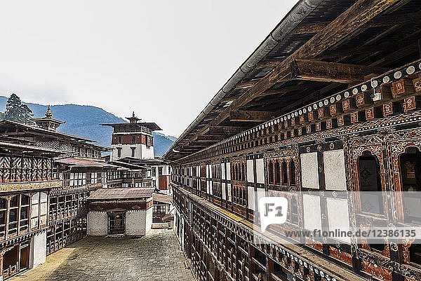 Größte Klosterfestung Trongsa Dzong Trongsa Himalaja-Region Bhutan Asien