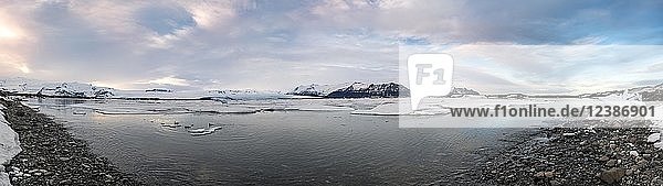 Gletscherlagune Jökulsárlón  Südrand des Vatnajökull  Ostregion  Island  Europa