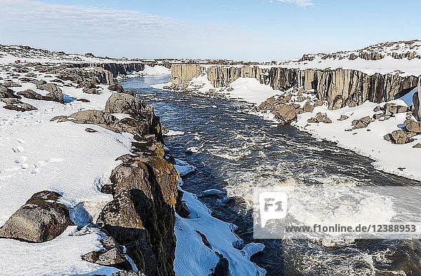 Jökulsá á Fjöllum Fluss bei Selfoss  im Winter  Schlucht  Nordisland  Island  Europa