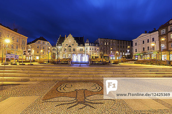 Polen  Niederschlesien  Walbrzych  Stadtplatz in der Altstadt