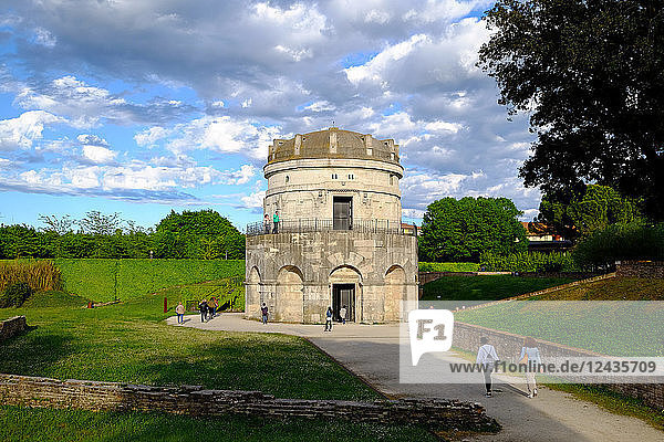 Mausoleum des Theoderich  UNESCO-Weltkulturerbe  Ravenna  Emilia-Romagna  Italien  Europa