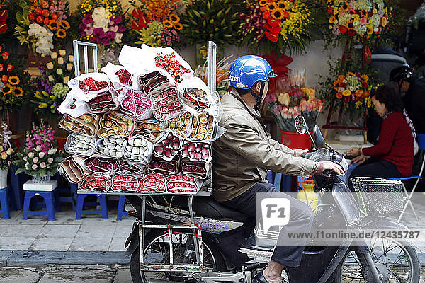 Motor bike at flower market  Hanoi  Vietnam  Indochina  Southeast Asia  Asia