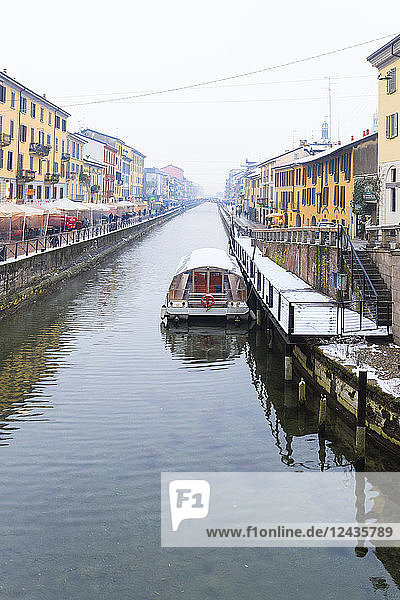 Naviglio Grande after a snowfall  Milan  Lombardy  Northern Italy  Italy  Europe