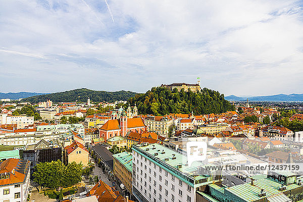 View of Ljubljana old town and Castle  Ljubljana  Slovenia  Europe