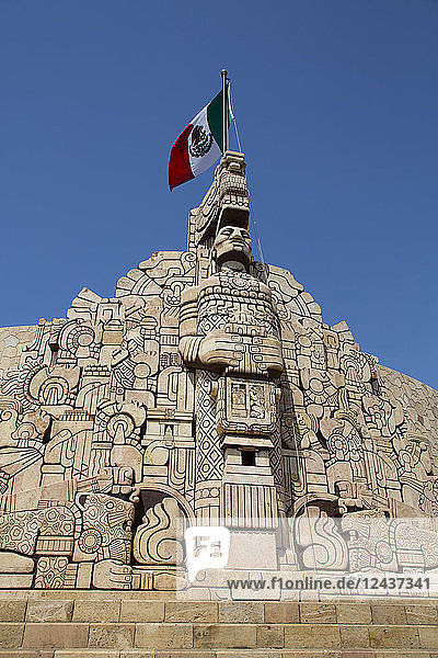 Denkmal für die Patria (Heimat)  geschaffen von Romulo Rozo  Merida  Yucatan  Mexiko  Nordamerika