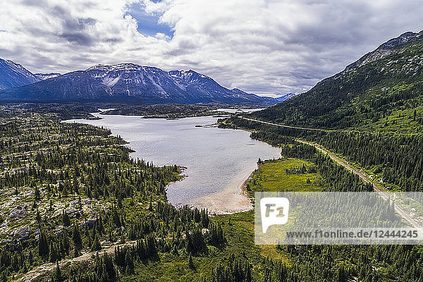 Landschaftliche Aussichten entlang des South Klondike Highway  Carcross  Yukon Territory  Kanada