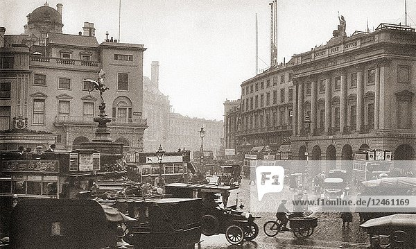 Regent Street  Piccadilly Circus and the statue of Eros  London  England in 1923. From These Tremendous Years  published 1938.
