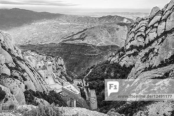 Abtei Montserrat  von oben gesehen  Spanien.