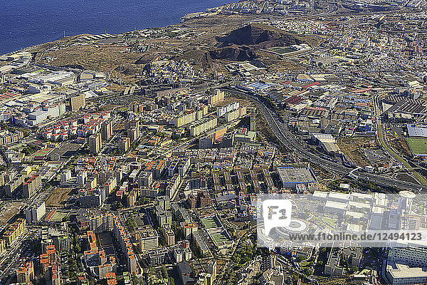 Luftaufnahme des Vulkans Teide auf den Kanarischen Inseln