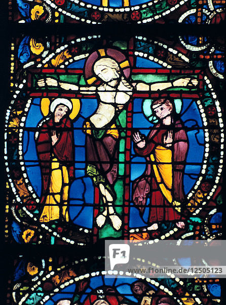 Christus am Kreuz  Glasmalerei  Kathedrale von Chartres  Frankreich  1194-1260. Künstler: Unbekannt