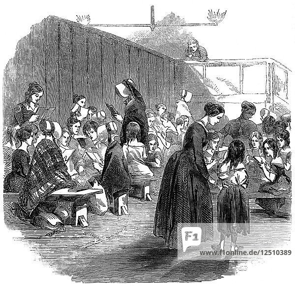 Leseunterricht für Mädchen in der Schule der Ragged School Union  Lambeth  London  1868. Künstler: Unbekannt