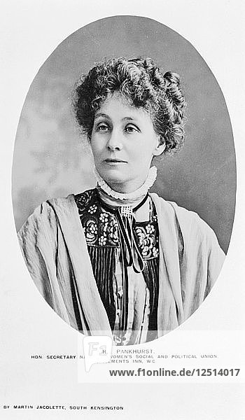 Emmeline Pankhurst  um 1909. Künstler: Unbekannt