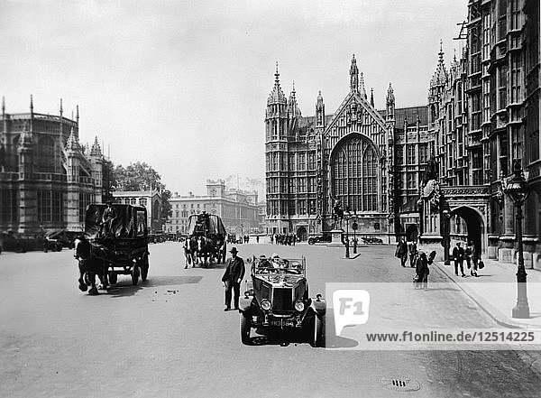 Old Palace Yard in Richtung Whitehall  Westminster  London  um 1920 Künstler: Unbekannt