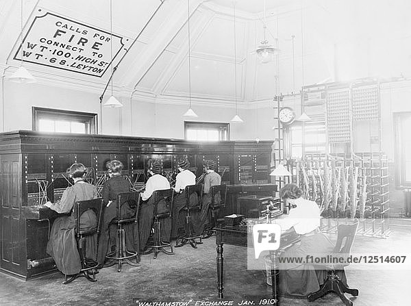 Walthamstow Telefonzentrale  London  1910. Künstler: Unbekannt