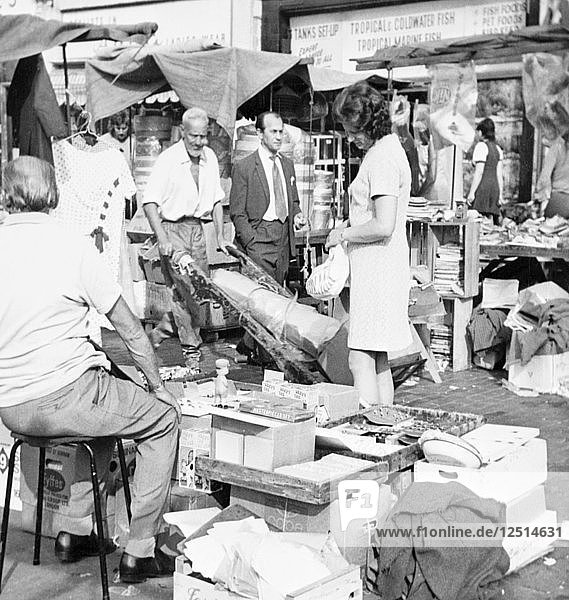 Straßenmarktszene  1960er Jahre. Künstler: Unbekannt
