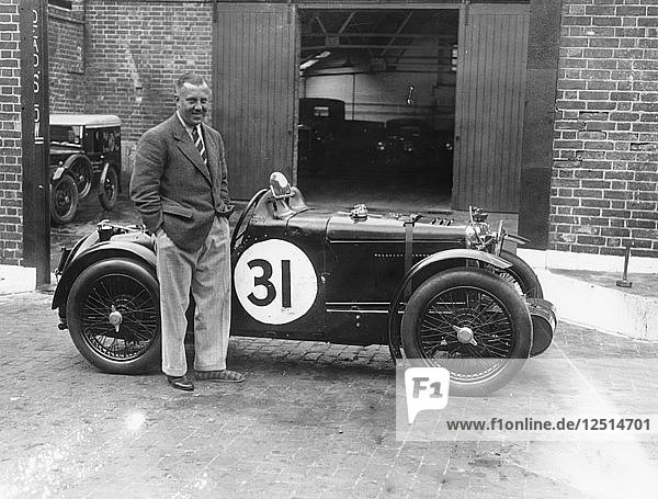 Cyril Paul mit seinem MG Typ C  1932. Künstler: Unbekannt