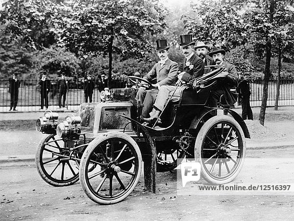 Daimler  1899. Künstler: Unbekannt