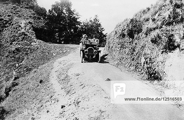 Früher Autoverkehr in Neuseeland  vor 1914. Künstler: Unbekannt