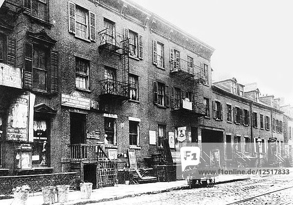 Jüdisches Elendsviertel am East Broadway  New York  USA  um 1900. Künstler: Unbekannt