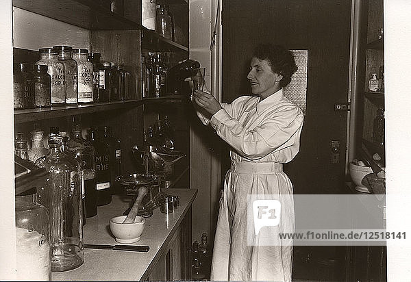 Medizinische Abteilung  Rowntree-Fabrik  York  Yorkshire  1955. Künstler: Unbekannt