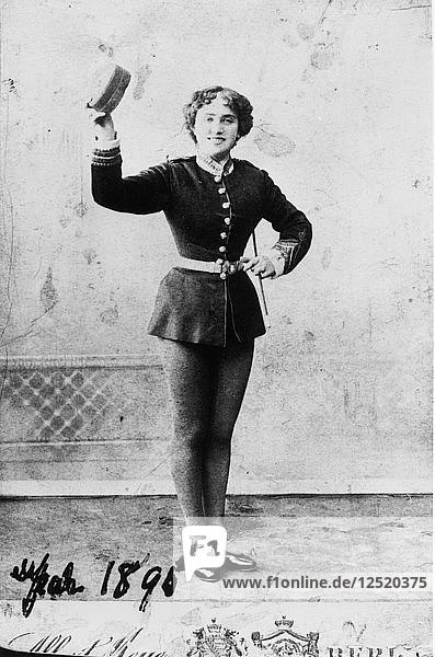 Bessie Cohen  eines der ersten Tiller-Mädchen  Manchester  1890. Künstler: Unbekannt