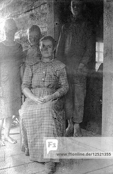 Frau Richards  St. Peters School  Callaway  Franklin County  Virginia  USA  1916-1918. Künstler: Cecil Sharp