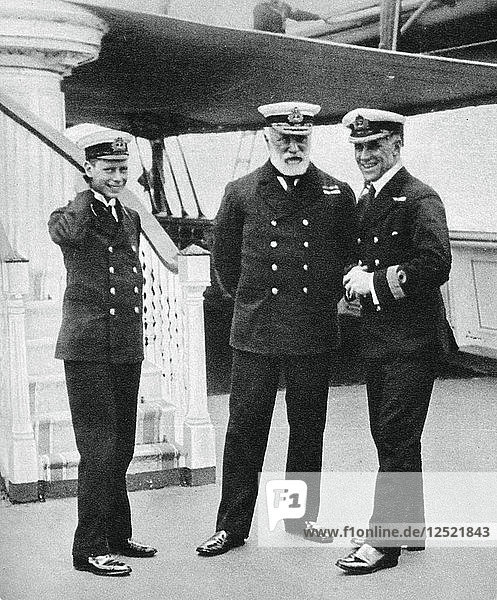 Marinekadett Prinz Albert mit Admiral Sir Lewis Beaumont  1912. Künstler: Unbekannt