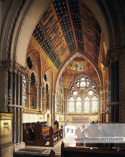 Innenraum der St. Marys Kirche  Studley Royal  North Yorkshire  1994. Künstler: Unbekannt