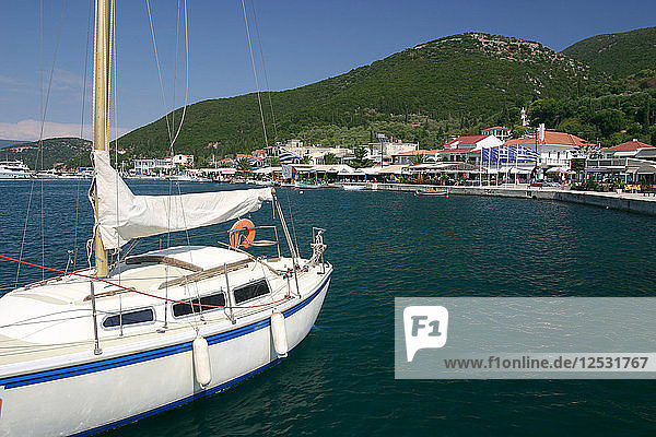 Yacht  Sami  Kefalonia  Griechenland