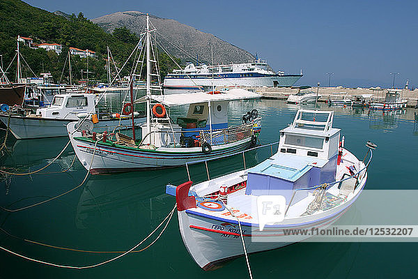 Hafen von Poros  Kefalonia  Griechenland