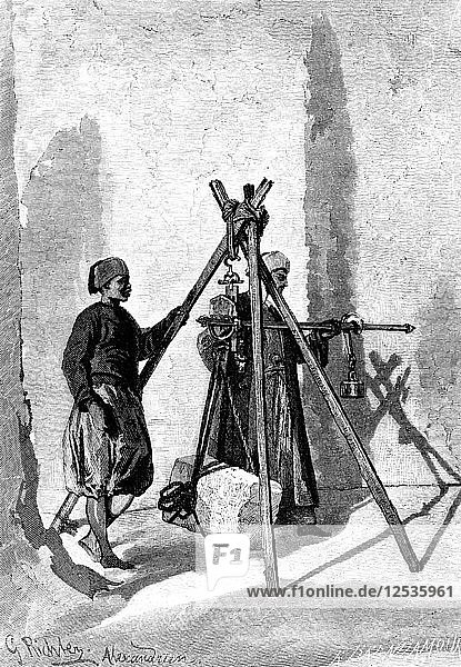 Wiegen der Steinblöcke  Ägypten  1880. Künstler: R. Brandamour