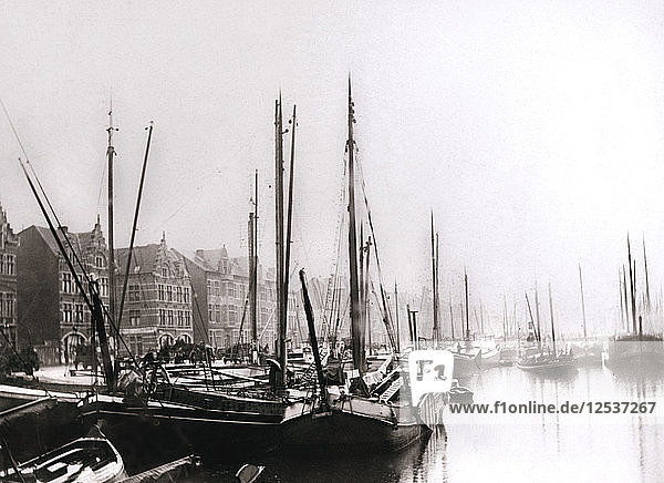 Grachtenboote  Rotterdam  1898  Künstler: James Batkin
