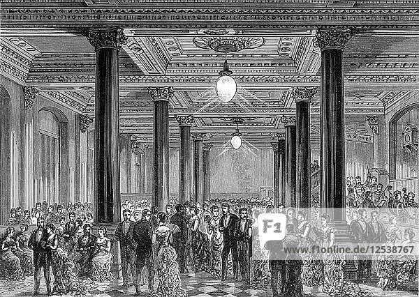 Soiree zur Eröffnung der neuen Büros des Daily Telegraph  Fleet Street  London  28. Juni 1882. Künstler: Unbekannt