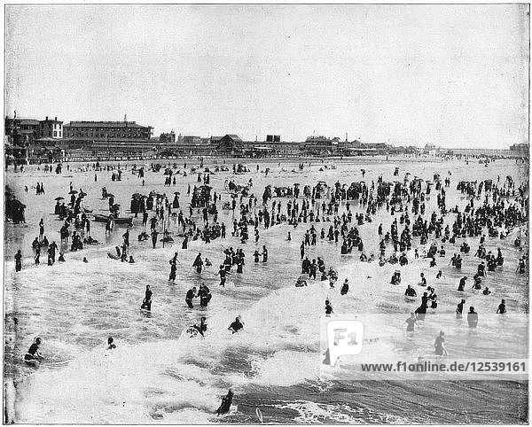 Strand von Atlantic City  New Jersey  USA  Ende des 19. Jahrhunderts. Künstler: John L. Stoddard
