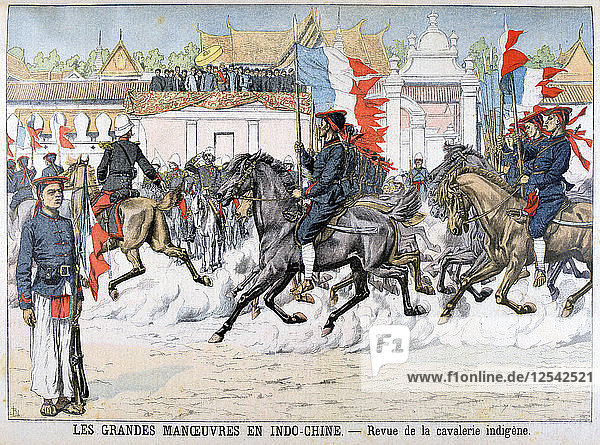 Rückblick auf die einheimische Kavallerie  Französisch-Indochina  1903. Künstler: Unbekannt