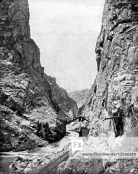 Royal Gorge  Colorado  USA  1893.Künstler: John L. Stoddard