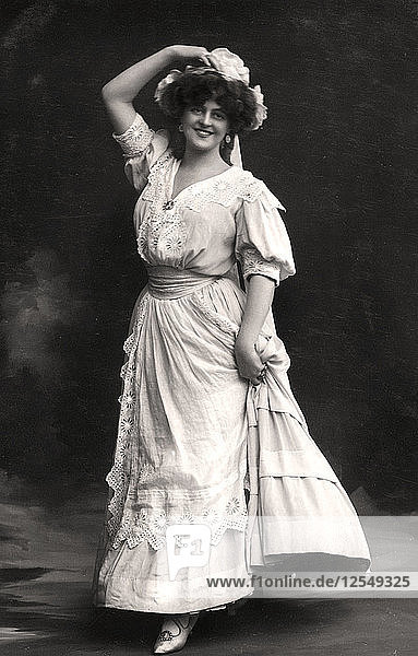 Marie Studholme (1875-1930)  englische Schauspielerin  1900er Jahre.Künstler: Foulsham und Banfield