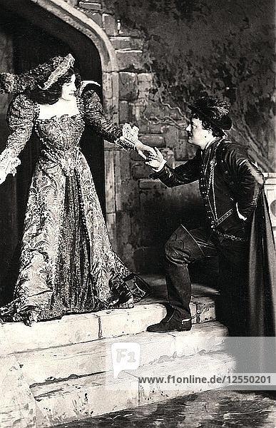 Julia Neilson und Fred Terry in einer Szene aus Dorothy O The Hall  Anfang des 20. Jahrhunderts: Ellis & Walery