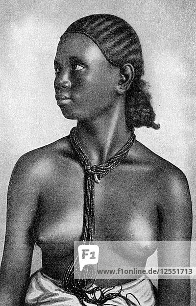 Ein Mädchen aus dem Volk der Tigre  Afrika  1922. Künstler: Unbekannt