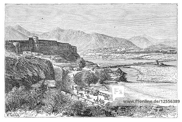 Die Zitadelle von Attock und eine Brücke aus Booten über den Indus  Pakistan  1895. Künstler: Unbekannt