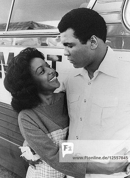 Muhammad Ali (*1942) und Nira Waters  1977. Künstler: Unbekannt