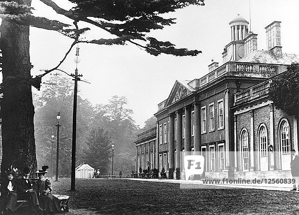 Colwick Hall  Colwick  Nottinghamshire  um 1892. Künstler: Unbekannt