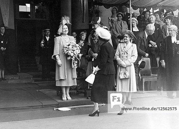 Der Besuch von Königin Elizabeth in Mansfield  Nottinghamshire  1950. Künstler: Unbekannt