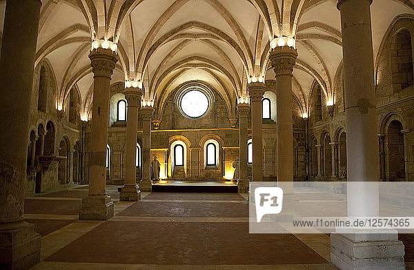Refektorium  Kloster von Alcobaca  Alcobaca  Portugal  2009. Künstler: Samuel Magal