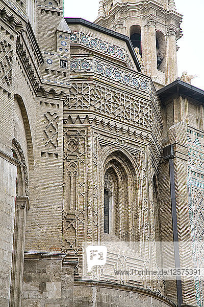 Außendetail  Kathedrale La Seo  Zaragoza  Spanien  2007. Künstler: Samuel Magal