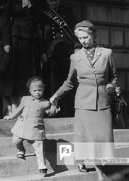 Prinzessin Sibylla von Schweden kehrt von einer Auslandsreise zurück  30. April 1949. Künstler: Unbekannt