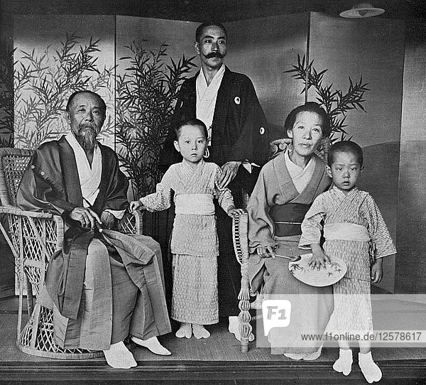 Prinz und Prinzessin Ito von Japan und ihre Familie  1909 Künstler: Herbert Ponting